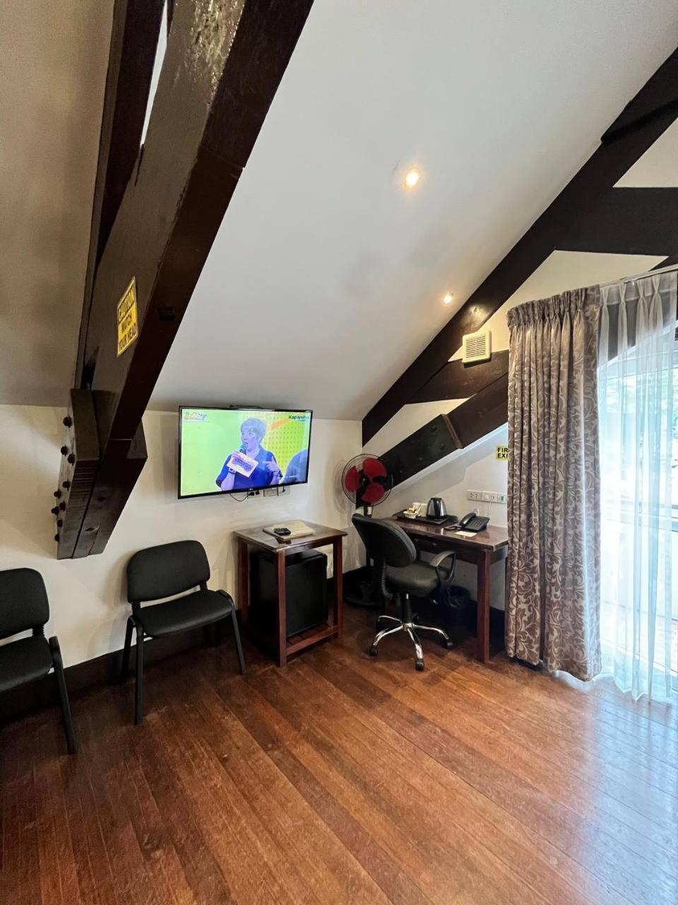 Inn Log - Baguio 3*